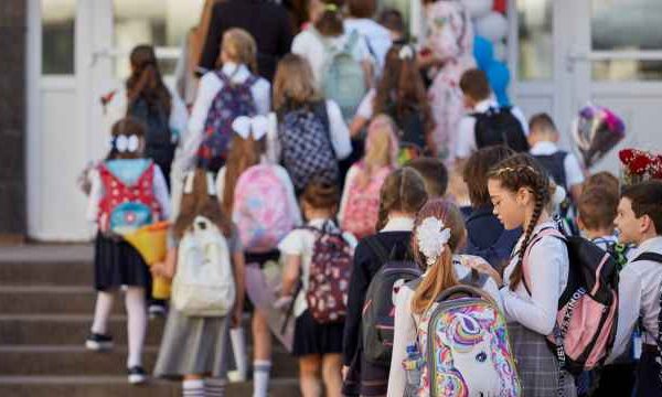 Noua disciplină „Cultura spiritual-normativă a Rusiei” în școlile rusești din anul școlar 2026-2027
